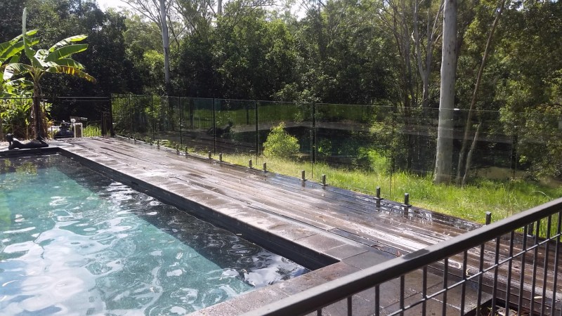 frameless-poolfencing-22