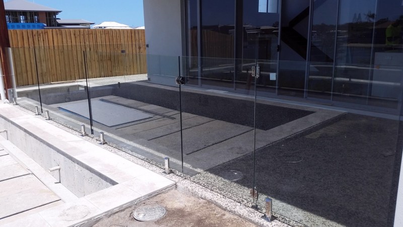 frameless-poolfencing-30