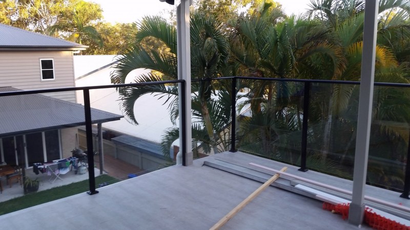 semi-frameless-balustrading-5