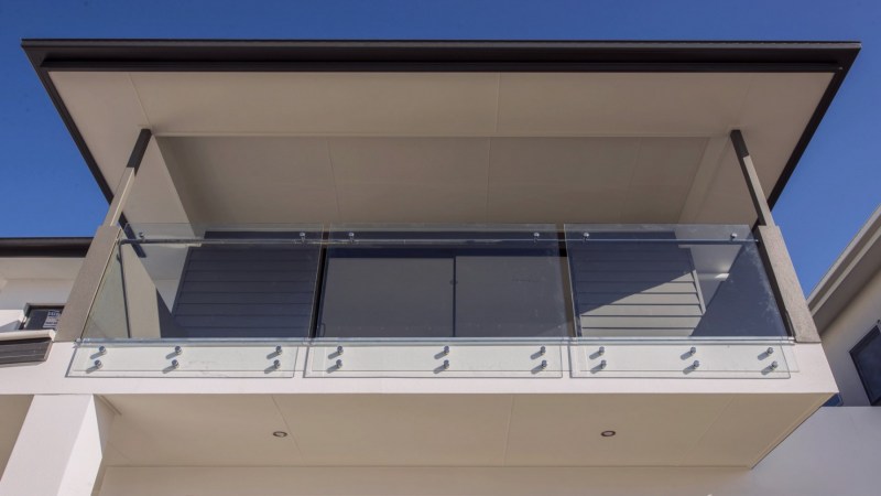 stand-off-balustrading-2