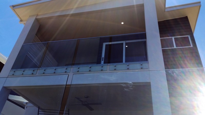 stand-off-balustrading-3