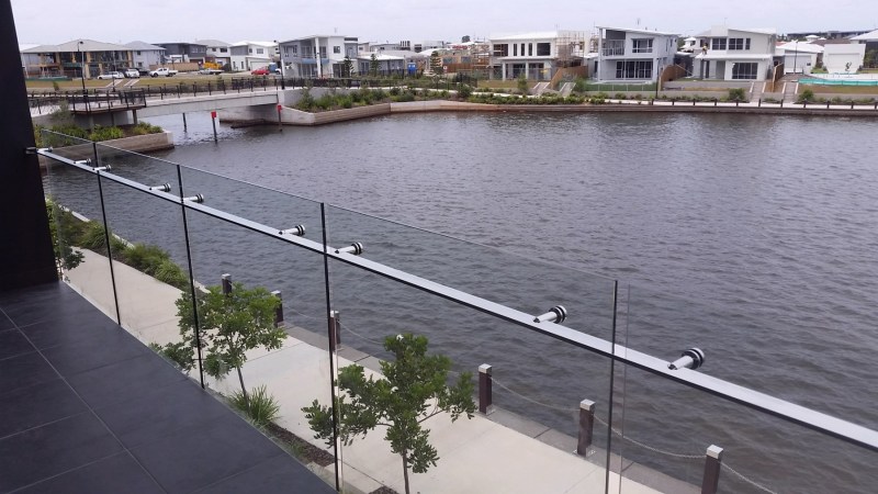 stand-off-balustrading-6