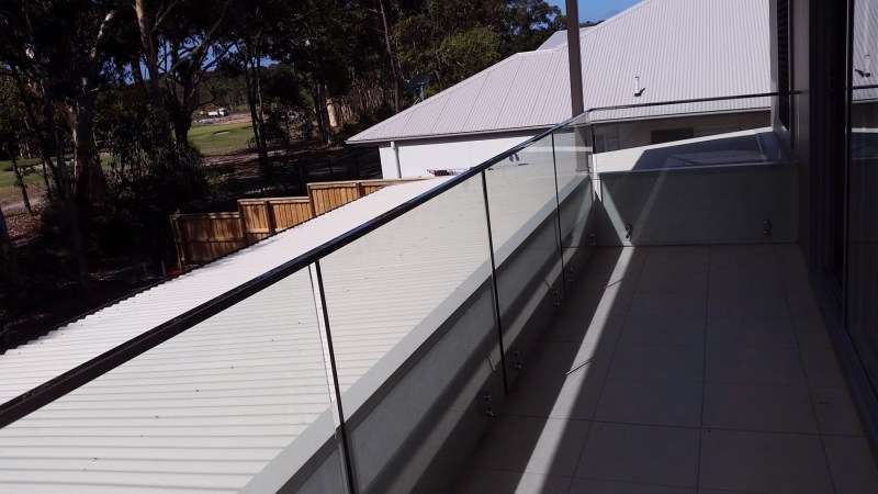 stand-off-balustrading-7